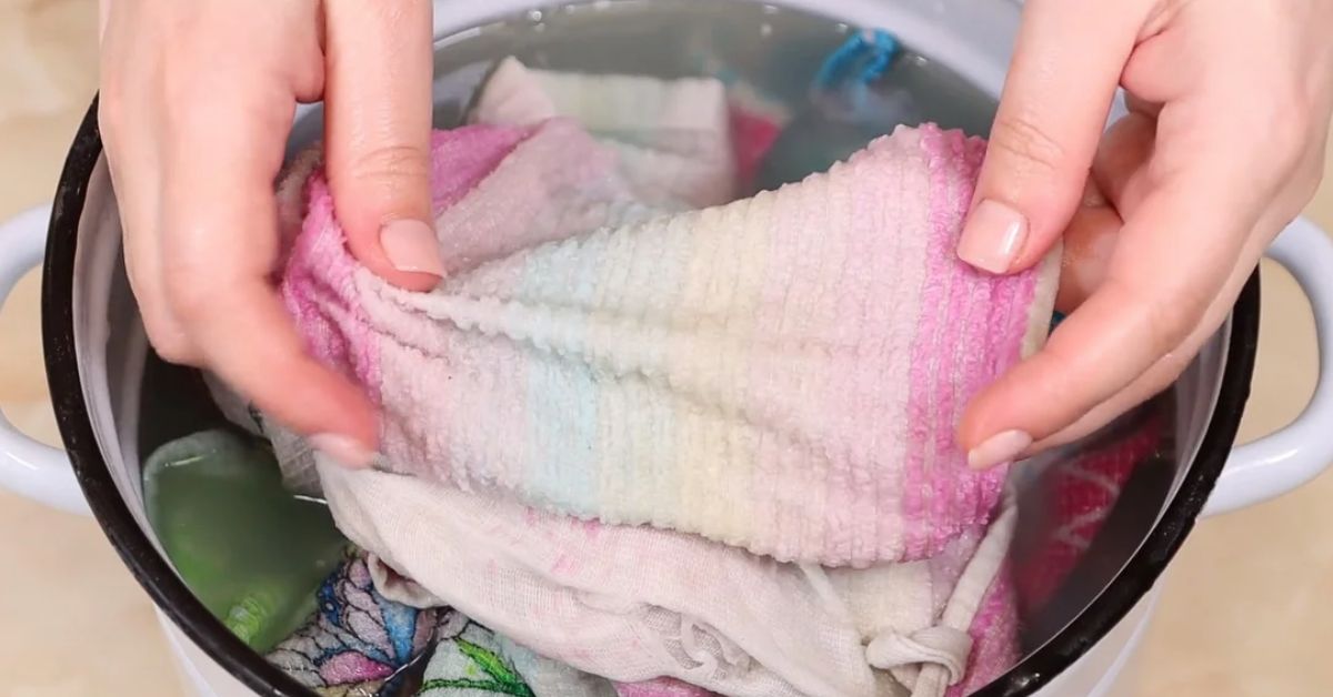 Как постирать полотенце в домашних условиях