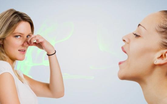 Բերանի տհաճ հոտի առաջացման ամենատարածված պատճառը