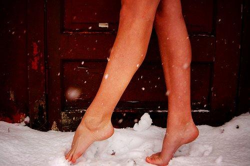 Ինչպես անել, որպեսզի ոտքերը չսառչեն. պարզ հնարք, որն ինձ փրկում է ձմռանը