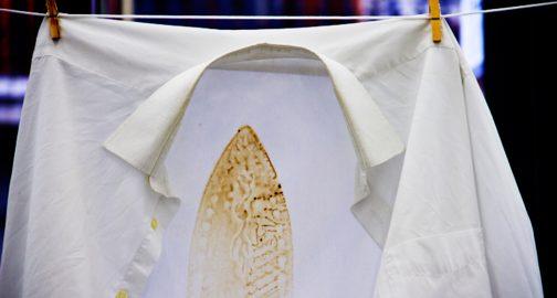 Ինչպես հեռացնել անհաջող արդուկից հետո վնասված հագուստի վրայի հետքերը