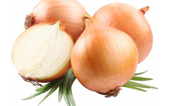 Ինչու է սոխը մարմնին դնելն իրոք օգտակար