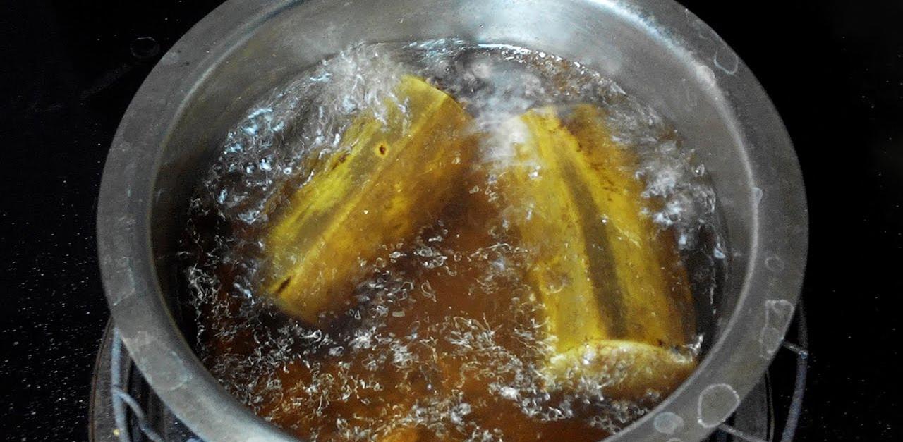 Քնելուց 10 րոպե առաջ բանանը դրեք եռացող ջրի մեջ և սպասեք հրաշքի