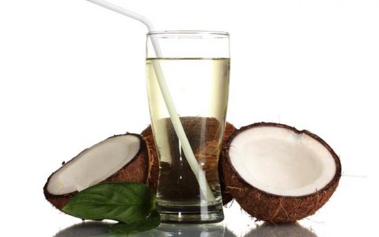 Ինչու՞ պետք է կանայք շատ կոկոսի հյութ օգտագործեն