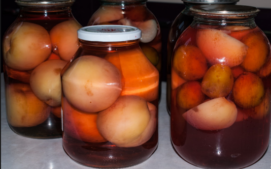 Դեղձի կոմպոտ