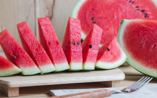 Իսկ դուք գիտեք, որ ձմերուկը ինչ կարող է անել ճնշման, սրտի և երիկամների հետ