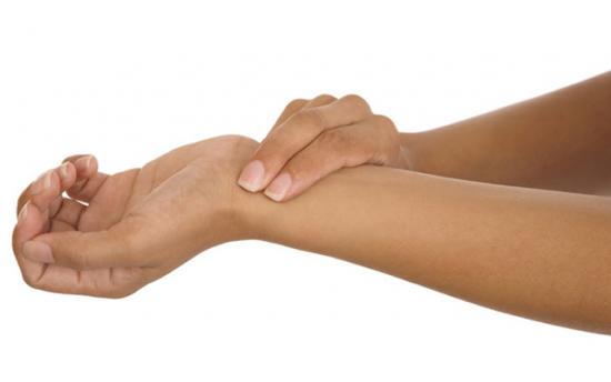 Ինչպես 1 րոպեում հանգստացնել սրտի արագ աշխատանքը