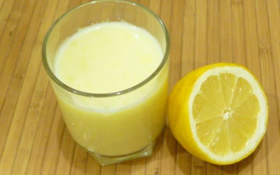 15 պատճառ, թե ինչու ամեն առավոտ կիտրոնի հյութ խմել