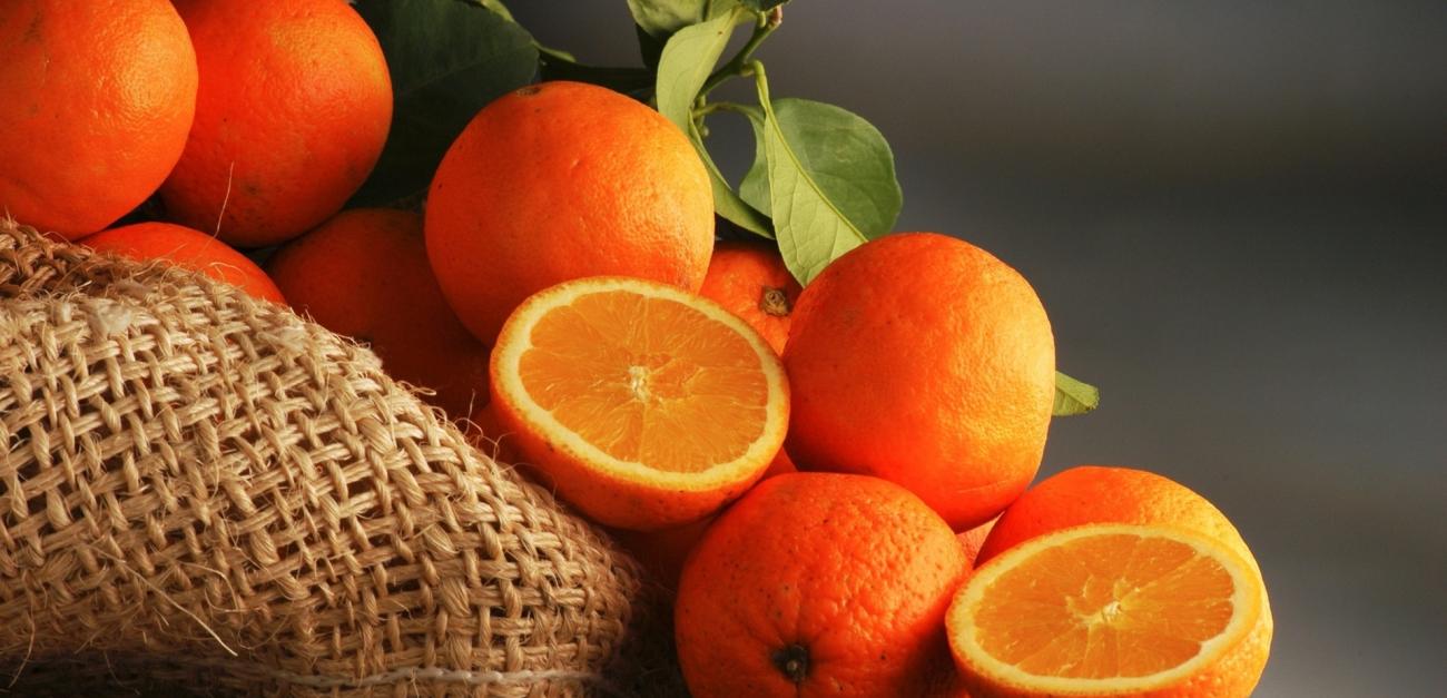 Ցիտրուսային մրգերից նարինջը առանձնանում է իր բուժիչ և օգտակար հատկություններով։ Ինչպես կարելի է օգտագործել նարինջը առողջությունը բարելավելու համար։ Ցիտրուսային մրգերից նարինջը առանձնանում է իր բուժիչ և օգտակար հատկություններով։ Ինչպես կարելի է օգտագործել նարինջը առողջությունը բարելավելու համար։