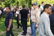 Ավանում Նիկոլի ու Քոչարյանի աջակիցները հանդիպեցին իրար․ Տեսեք ինչ է կատարվում (Տեսանյութ)