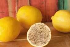 Կիտրոնի կիսեք, վրան աղ և սև պղպեղ լցրեք ու ազատվեք այս 7 խնդիրներներից