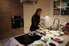 Երբ ուտեստը շատ է եփել, աղի կամ քաղցր է ստացվել, փչացել է։ Շատ հեշտ լուծում կա դրան, պարզաապես ․․․