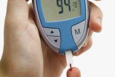 Ինչպե՞ս իջեցնել շաքարը բնական բաղադրիչների օգնությամբ, առանց դեղահաբերի