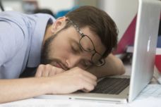 4 պատճառ, թե ինչու եք անըդհատ ուզում քնել․ Մասնագետի խորհուրդը