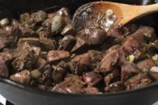 Պարզվում է, որ արյան մեջ հեմոգլոբինը բարձրացնելու լավագույն միջոցը հավի այս հատվածը ուտելն է, քանի որ այն ունի շատ երկաթ