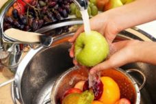Արդյո՞ք խնձորը պետք է ուտել կեղևով, թե առանց դրա