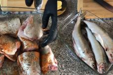 Եթե պատրաստում եք սիգա ձուկ, ուրեմն այս բաղադրատոմսով․ Այն կստացվի Զատիկի սեղանի ամենայուրահատուկ ուտեստը